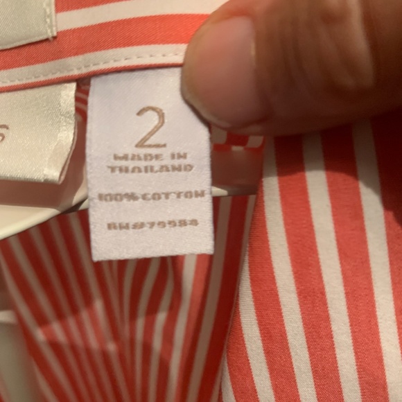 Chicos No iron 3/4 sleeve‎ button down . Don’t think it was ever worn. - Picture 5 of 6